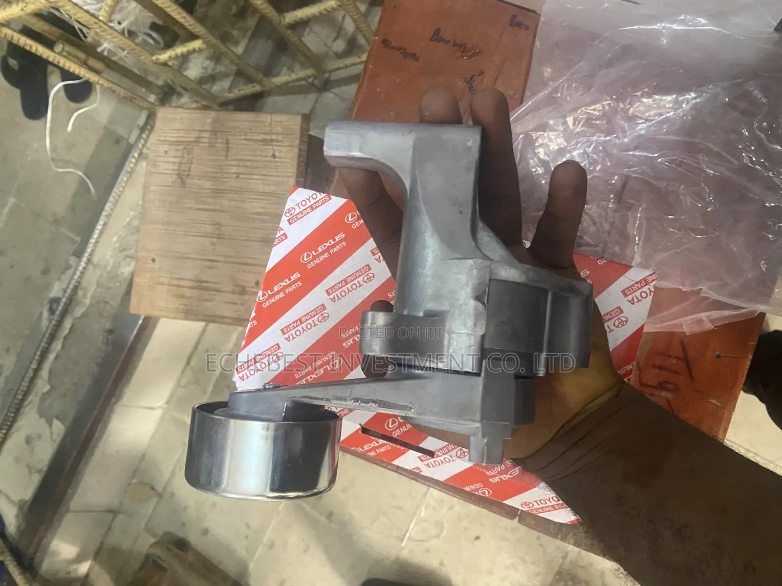 Belt Tensioner Or Belt Adjuster For Hilux 2.7 2tr Engine