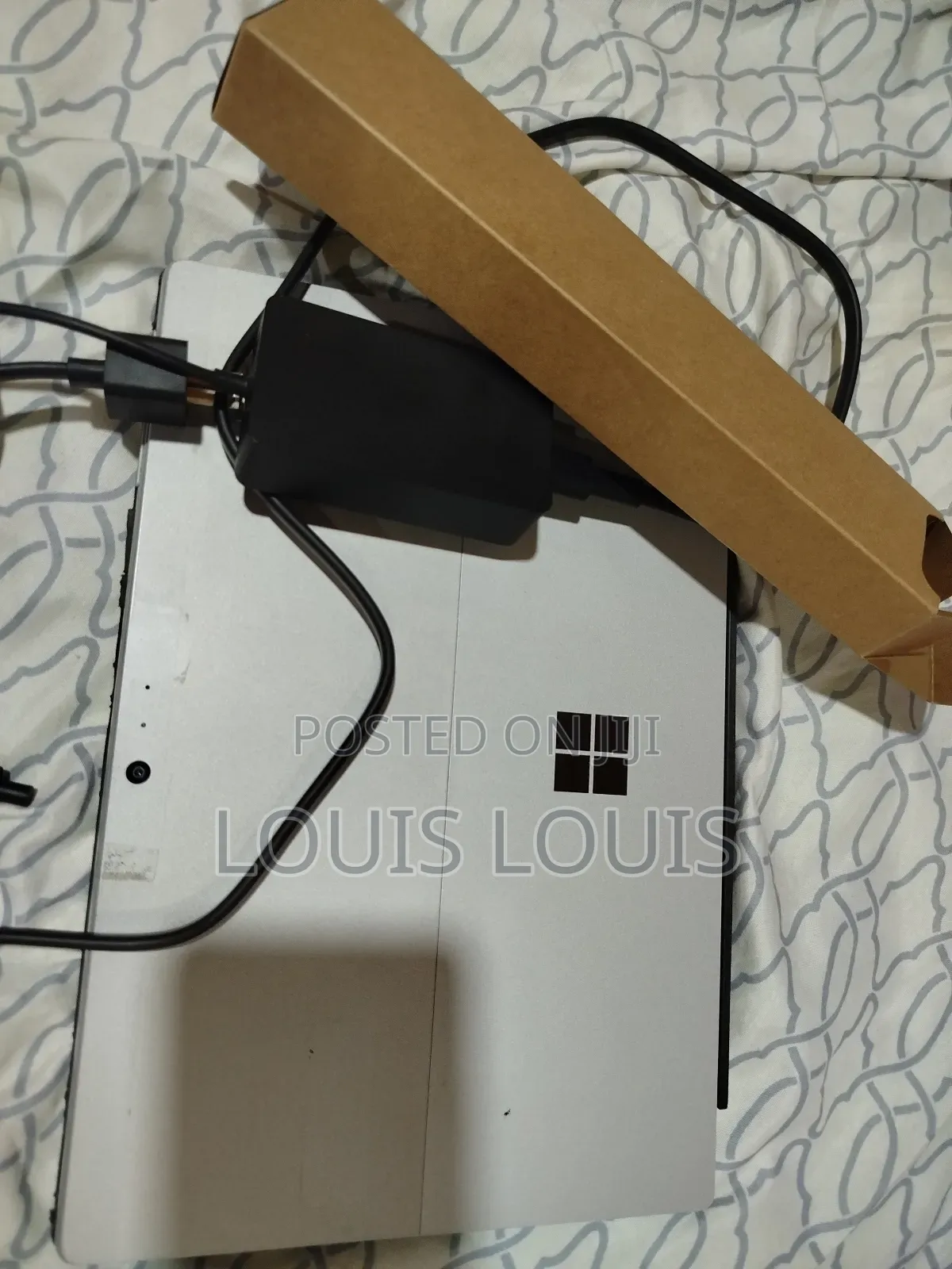 New Laptop Microsoft Surface Pro 6 8GB Intel Core i5 HDD+SSD 256GB
