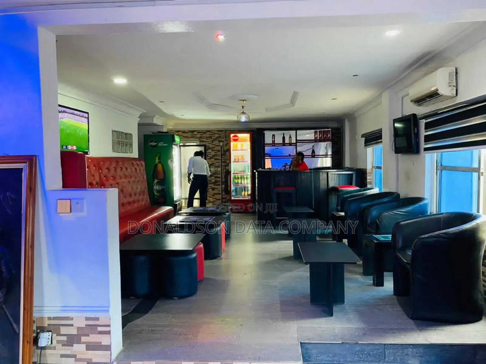 32 Functional Hotel for With Amenities
