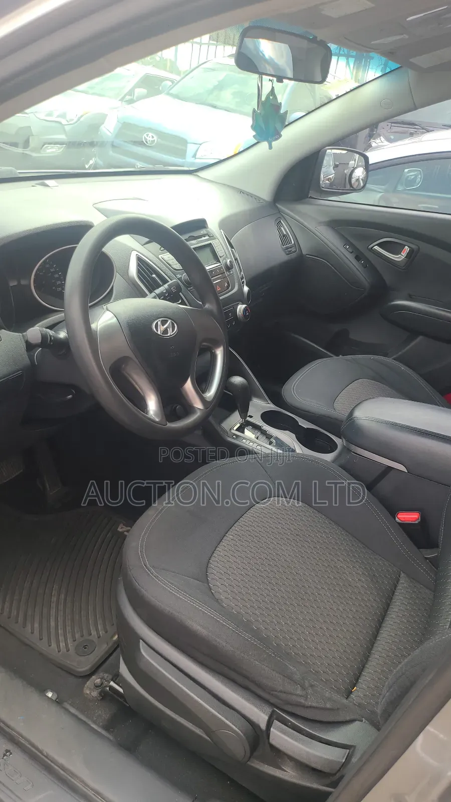 Hyundai Tucson Limited FWD 2012 Silver