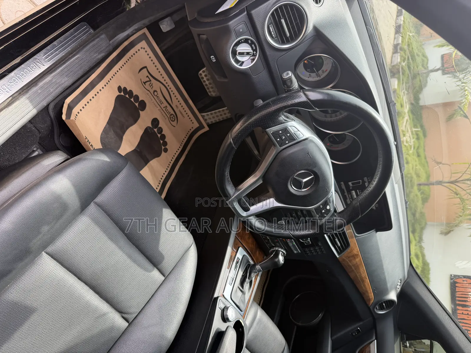 Mercedes-Benz C300 Sport 4Matic Sedan AWD (3.5L 6cyl 7A) 2013 Black