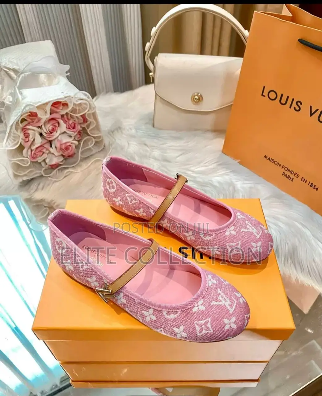 Lúxury Cherry Lv Ballet Flatssize : 37,38,39,40,41
