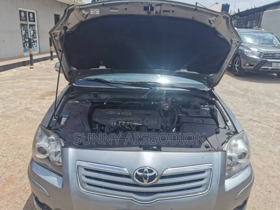 Toyota Avensis 1.8 VVT-i 2006
