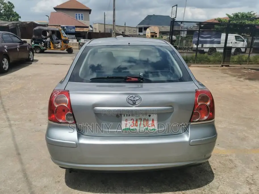 Toyota Avensis 1.8 VVT-i 2006