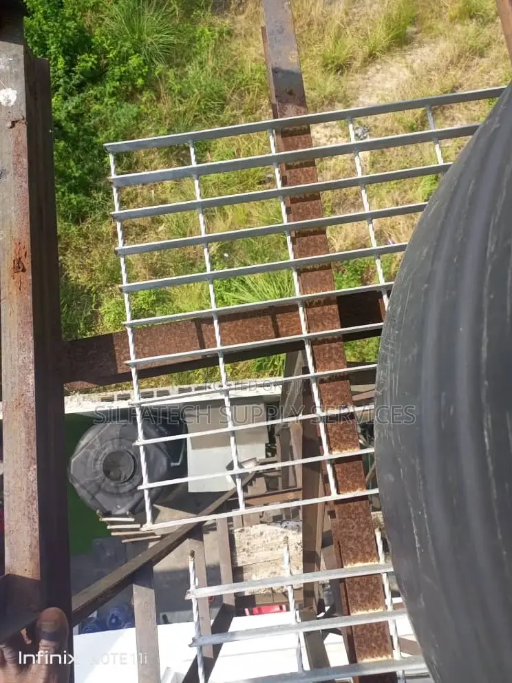 Original Water Tank Placing Iron
