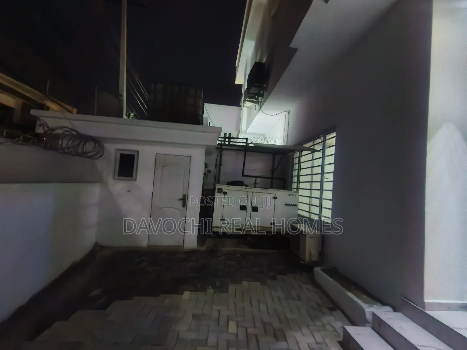 4bdrm Duplex in Osapa London Estate, Lekki for rent
