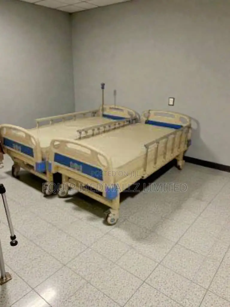 2 Crank Folding Hospital Bed