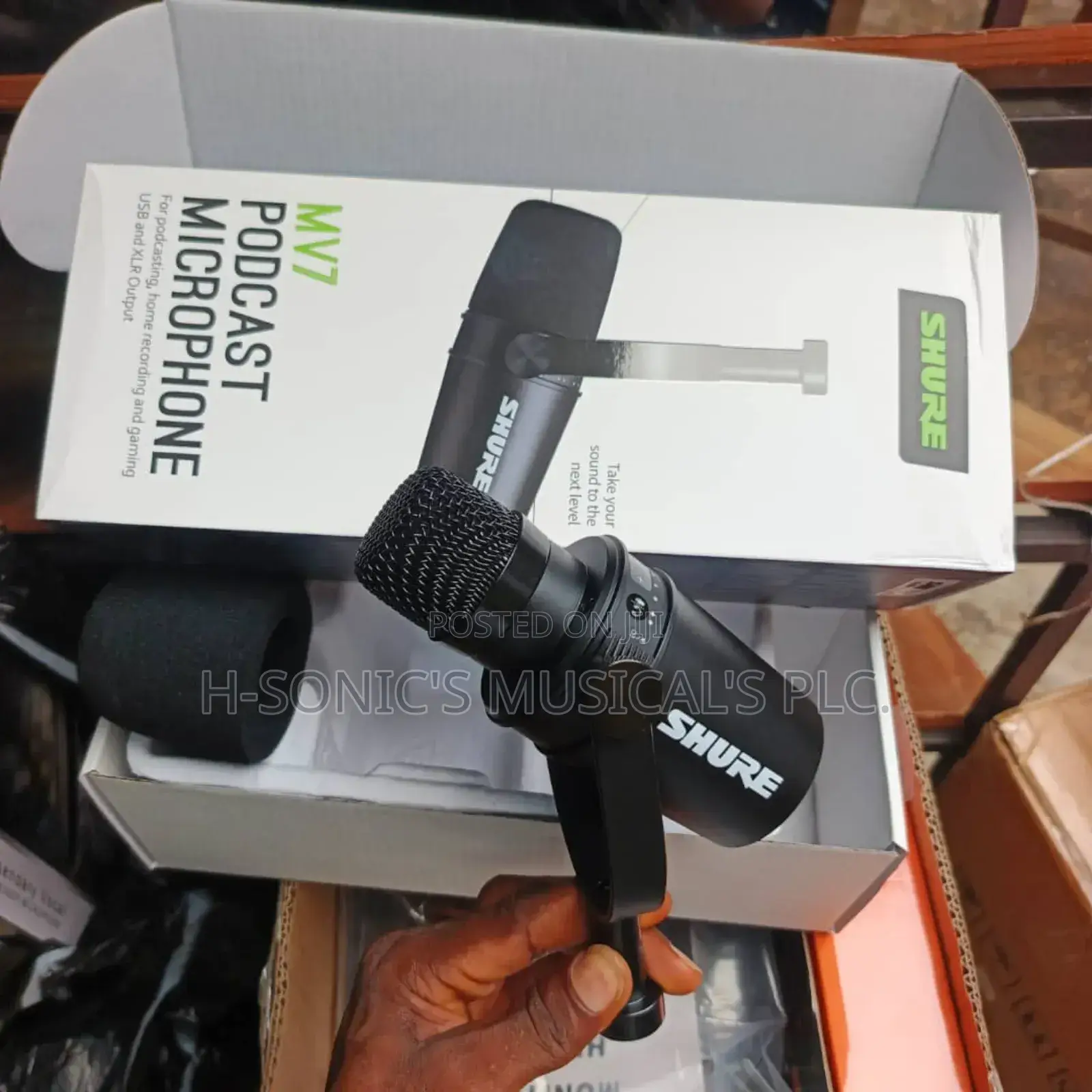 Shure Mv-7 Podcast Microphone