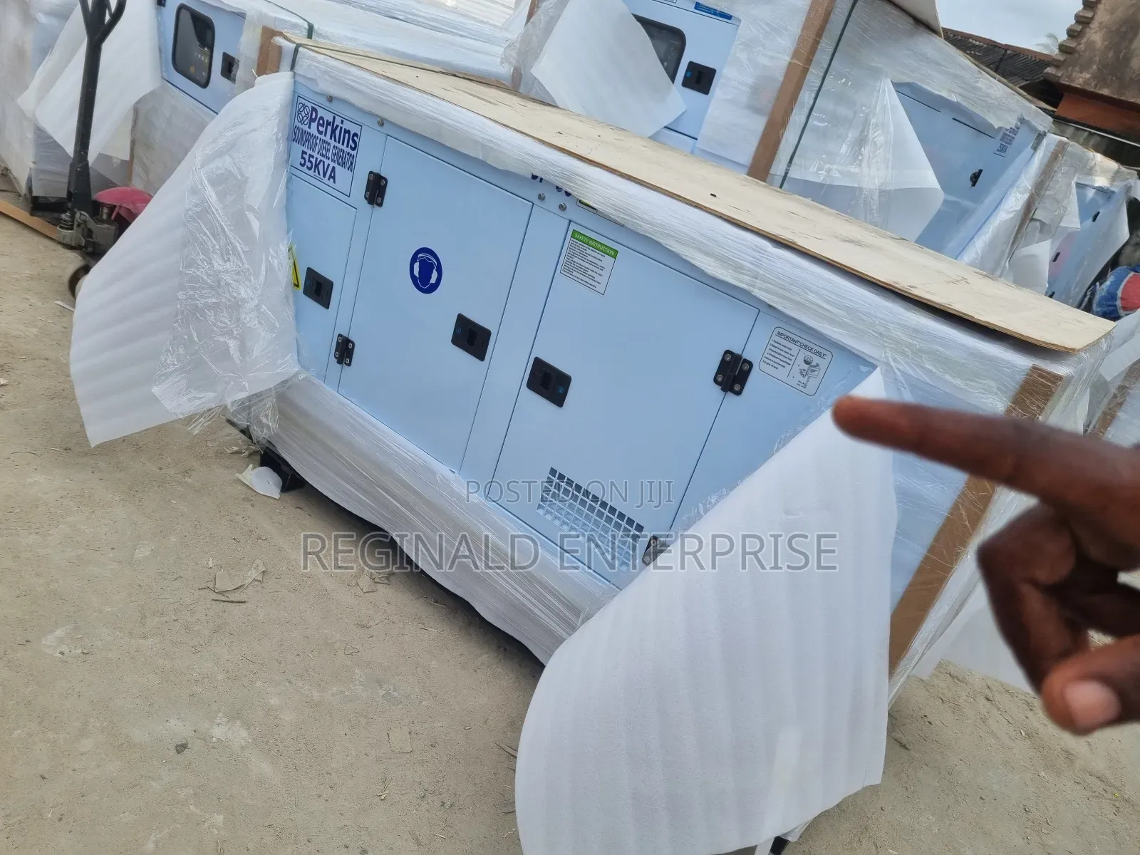 55kva Perkins Soundproof Generator England Standard