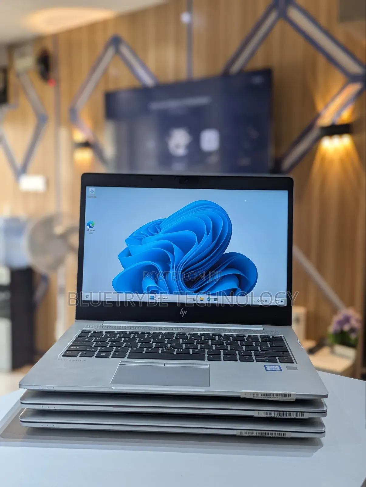 Laptop HP EliteBook 830 G5 24GB Intel Core I5 SSD 256GB