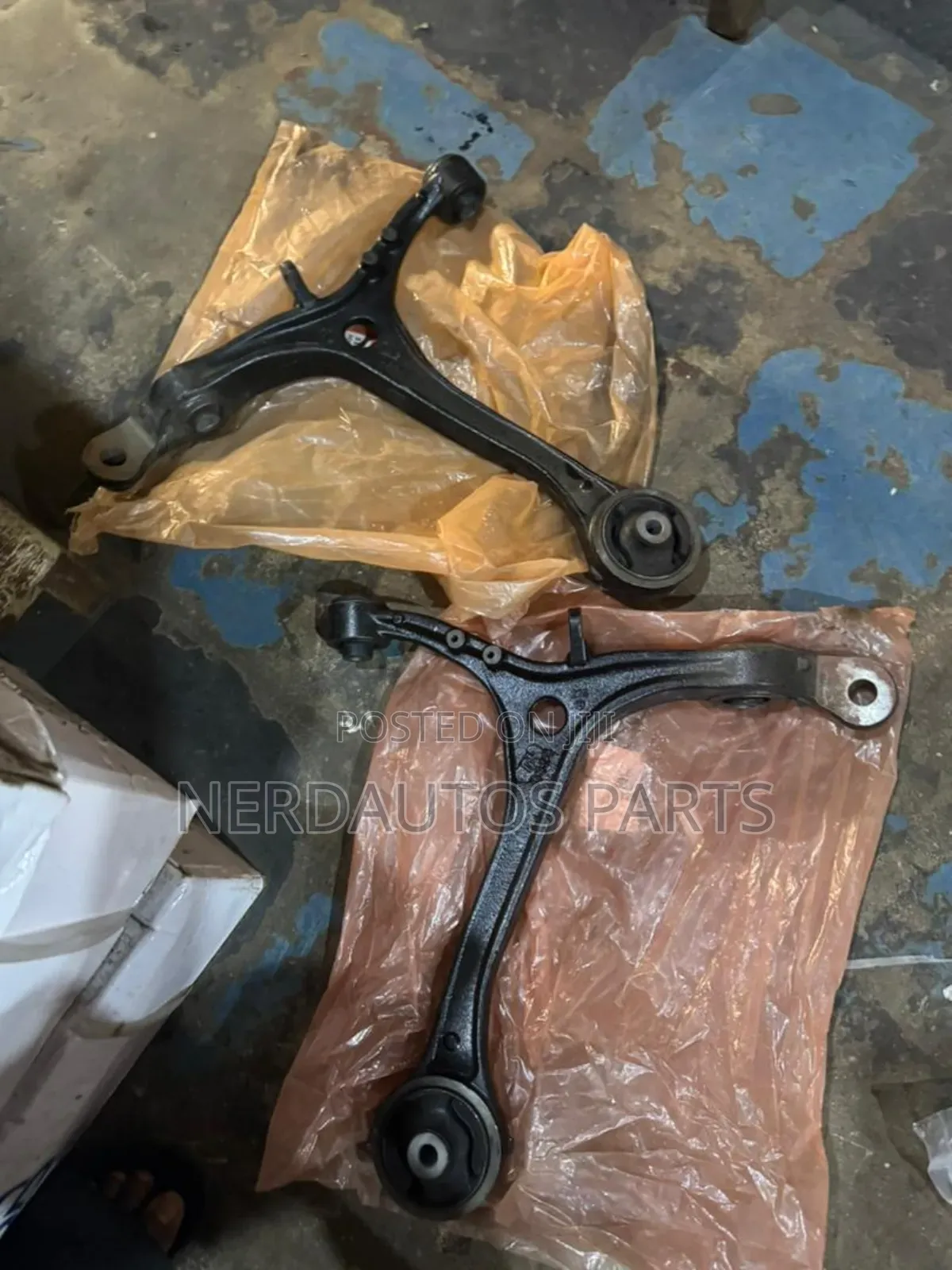 Lower Arm Honda Crosstour 2008-2012, Accord 2008