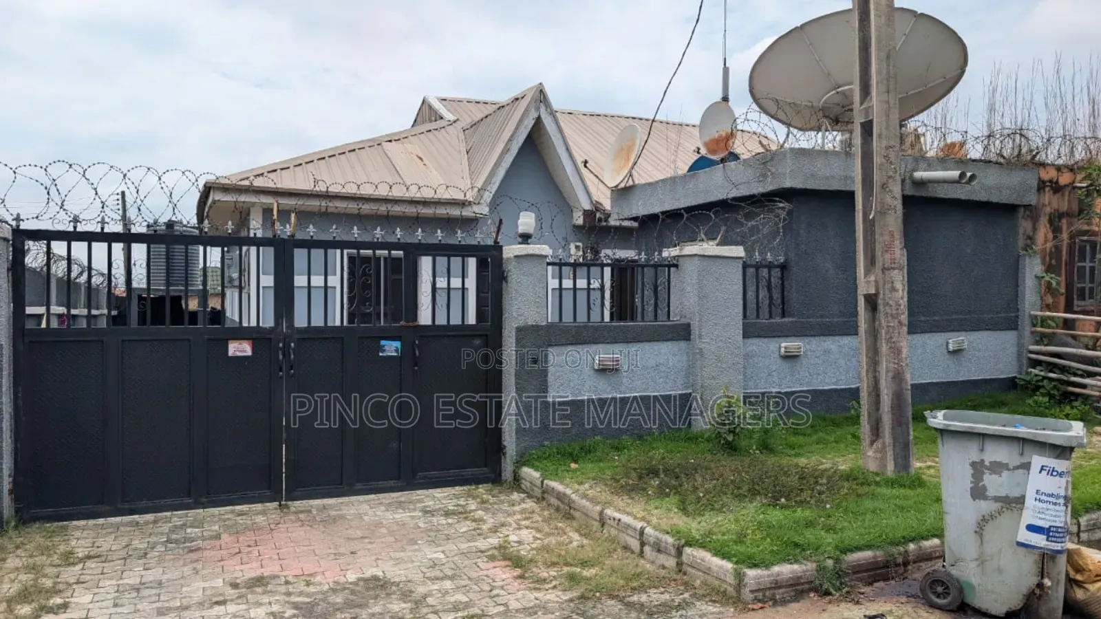 2bdrm House in Efab City Estate, Life Camp for sale