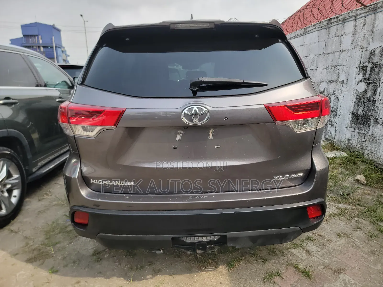 Toyota Highlander XLE V6 4x4 (3.5L 6cyl 6A) 2016 Gray