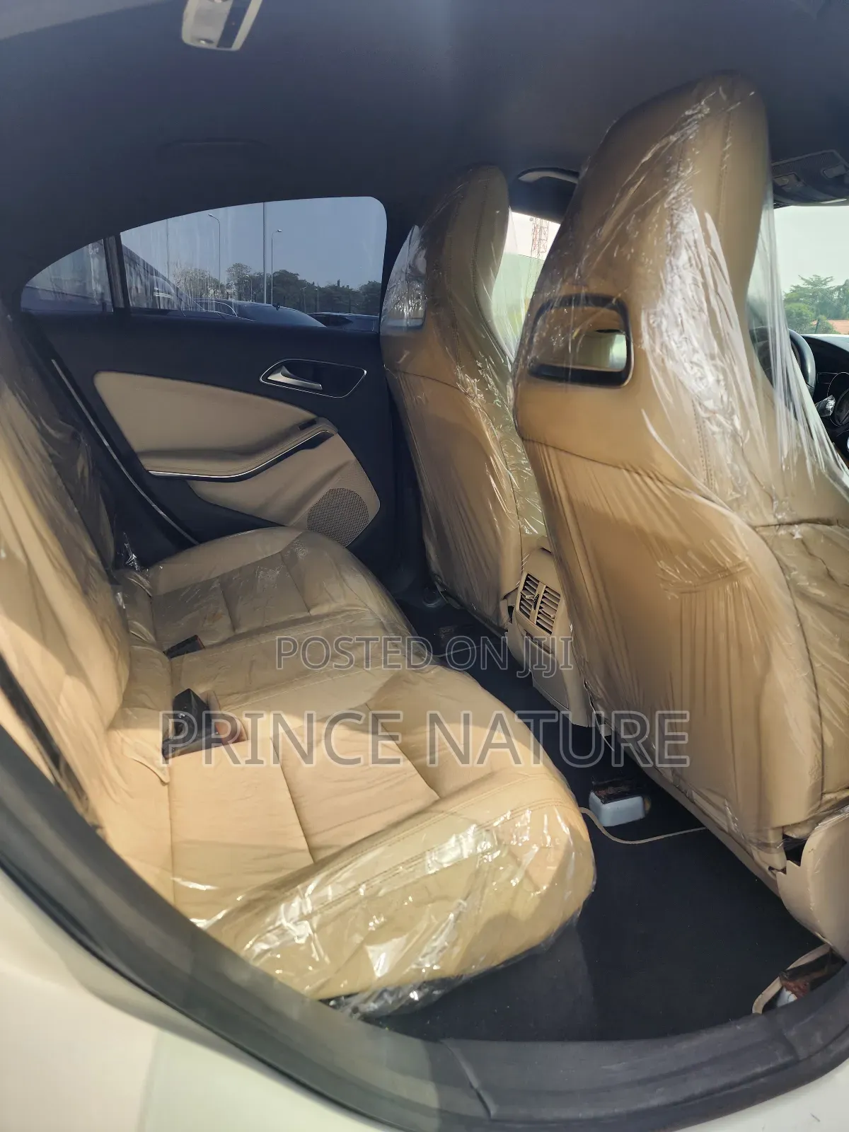Mercedes-Benz GLA 250 SV Premium 2014 White