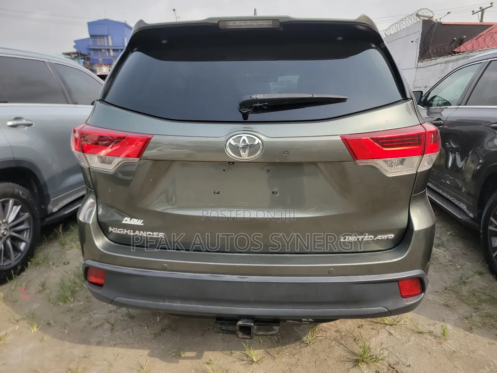 Toyota Highlander Limited V6 4x4 (3.5L 6cyl 6A) 2016 Green