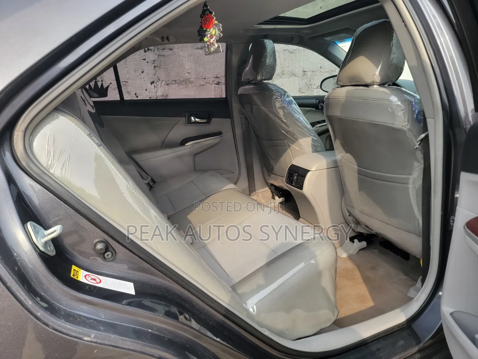 Toyota Camry XLE 4dr Sedan (2.5L 4cyl 6A) 2013 Gray