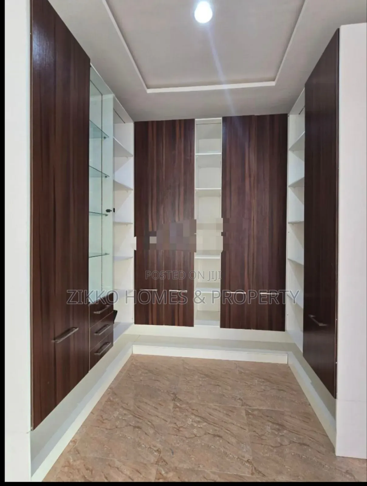 5bdrm Duplex in Osapa London, Lekki for sale