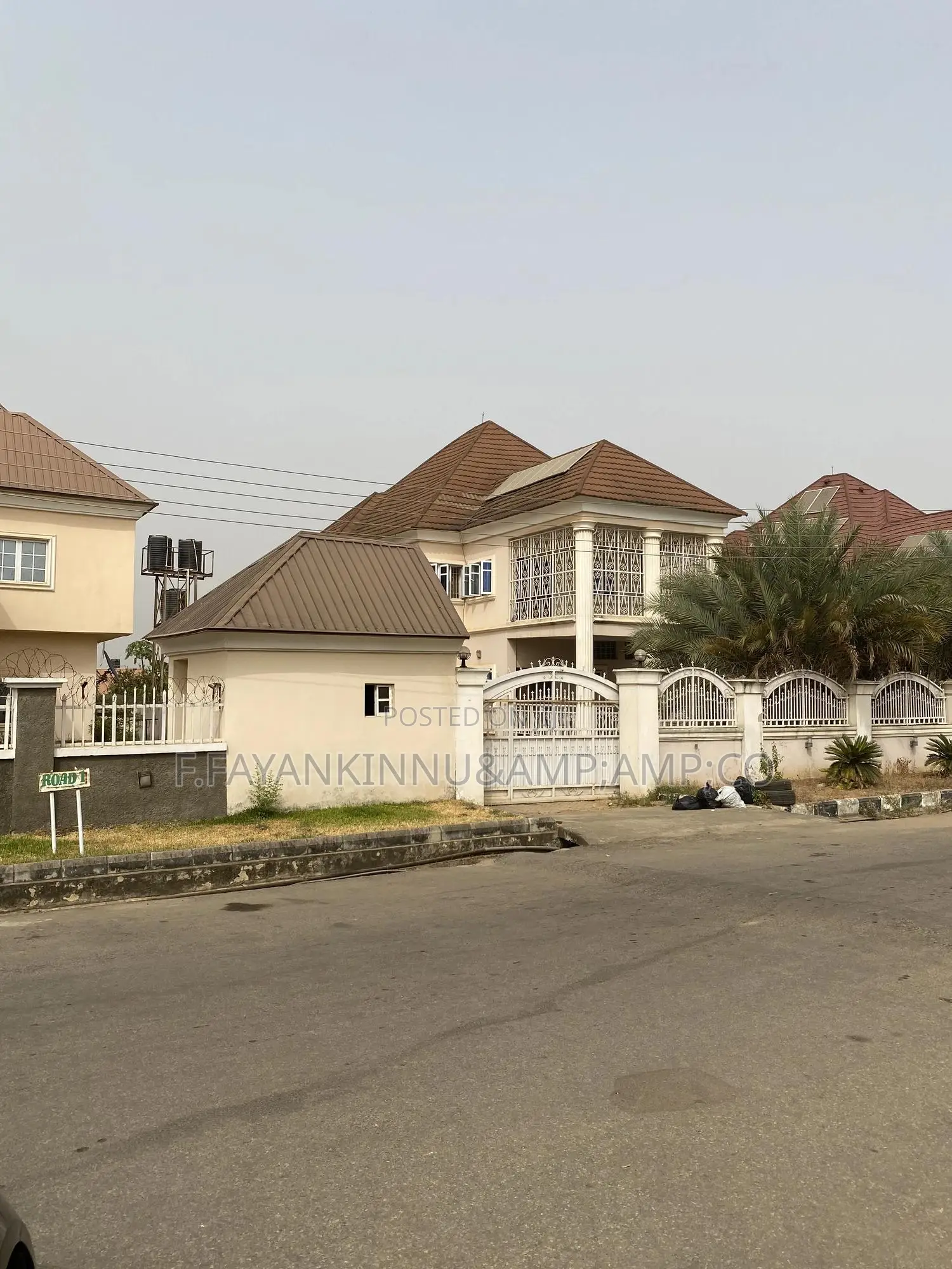5bdrm Duplex in Basic Estate, Lokogoma for sale