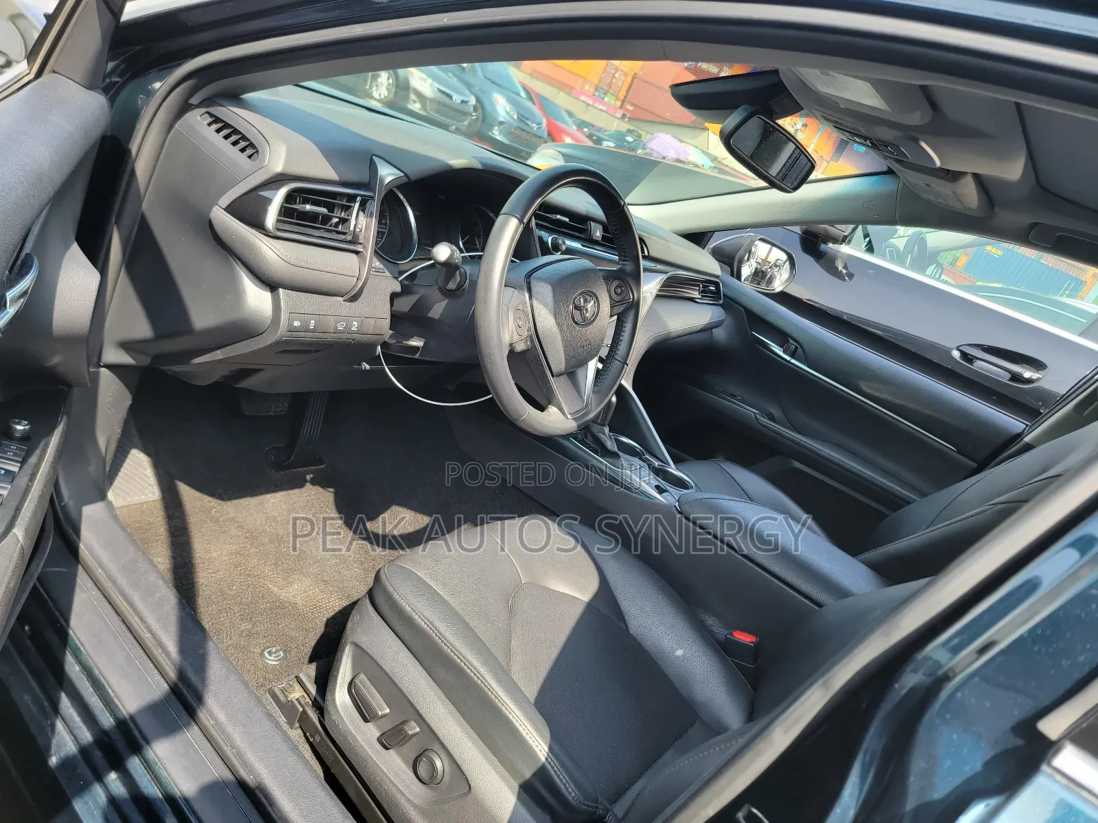 Toyota Camry XLE 2021 Gray