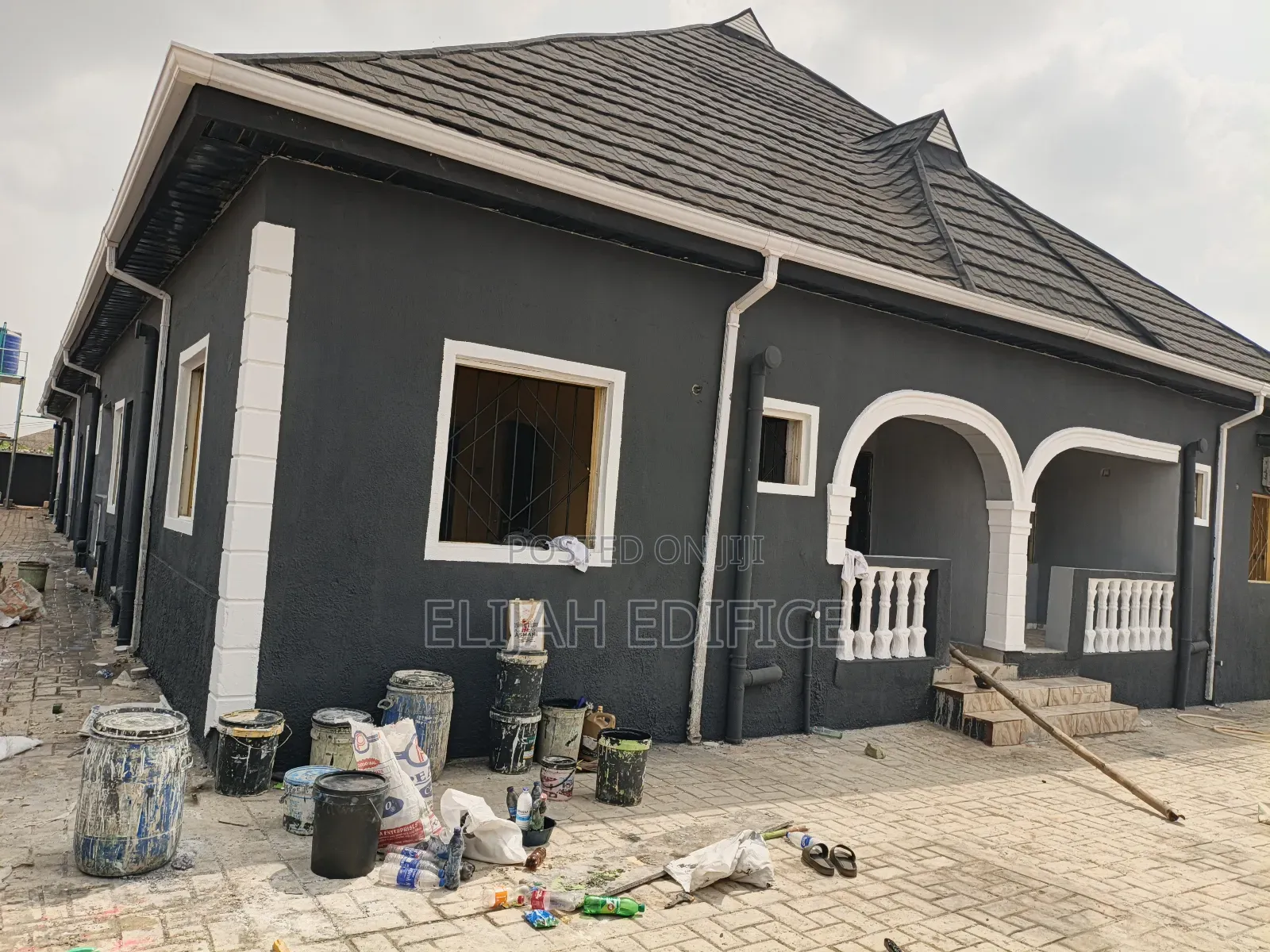 Furnished 1bdrm Block of Flats in Grammar School, Erunwe for rent