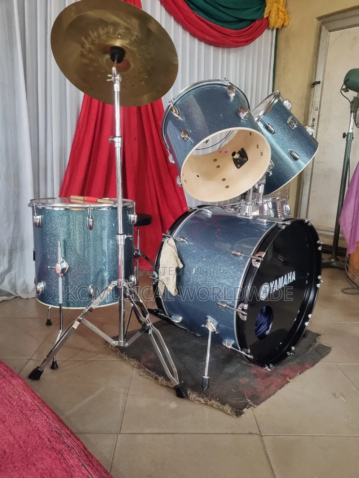Yamaha Drum Set 5pcs.