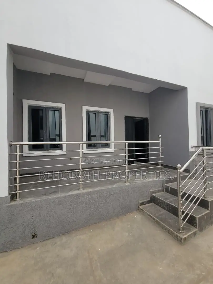 2bdrm Bungalow in Basorun Housing, Akobo for rent
