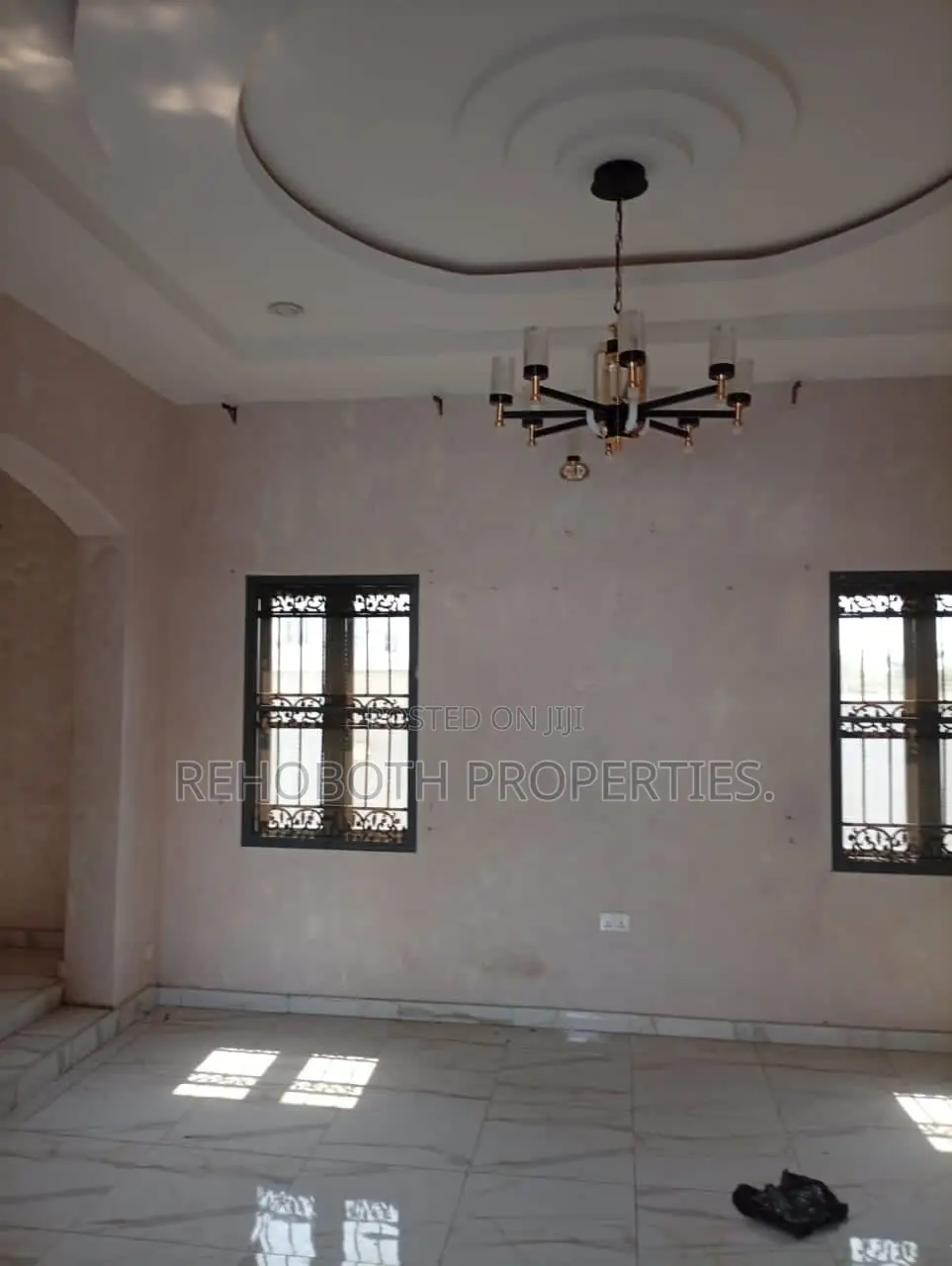 6bdrm Duplex in Alpha Grace Estate, Jericho for rent