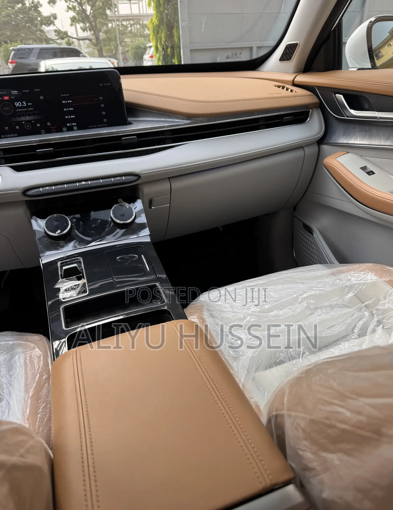 New Exeed LX 2025 White