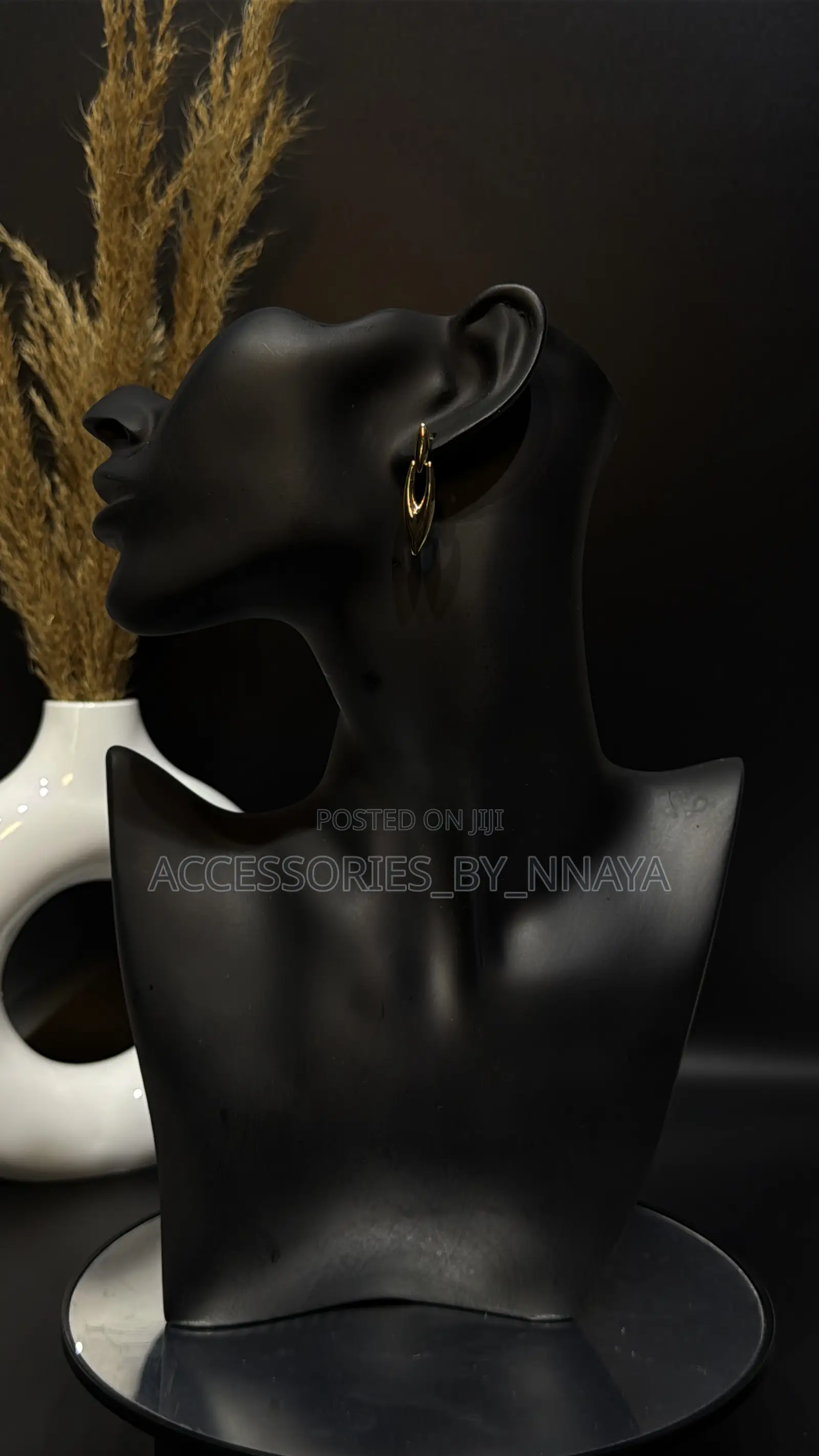Delicate Gold Earring