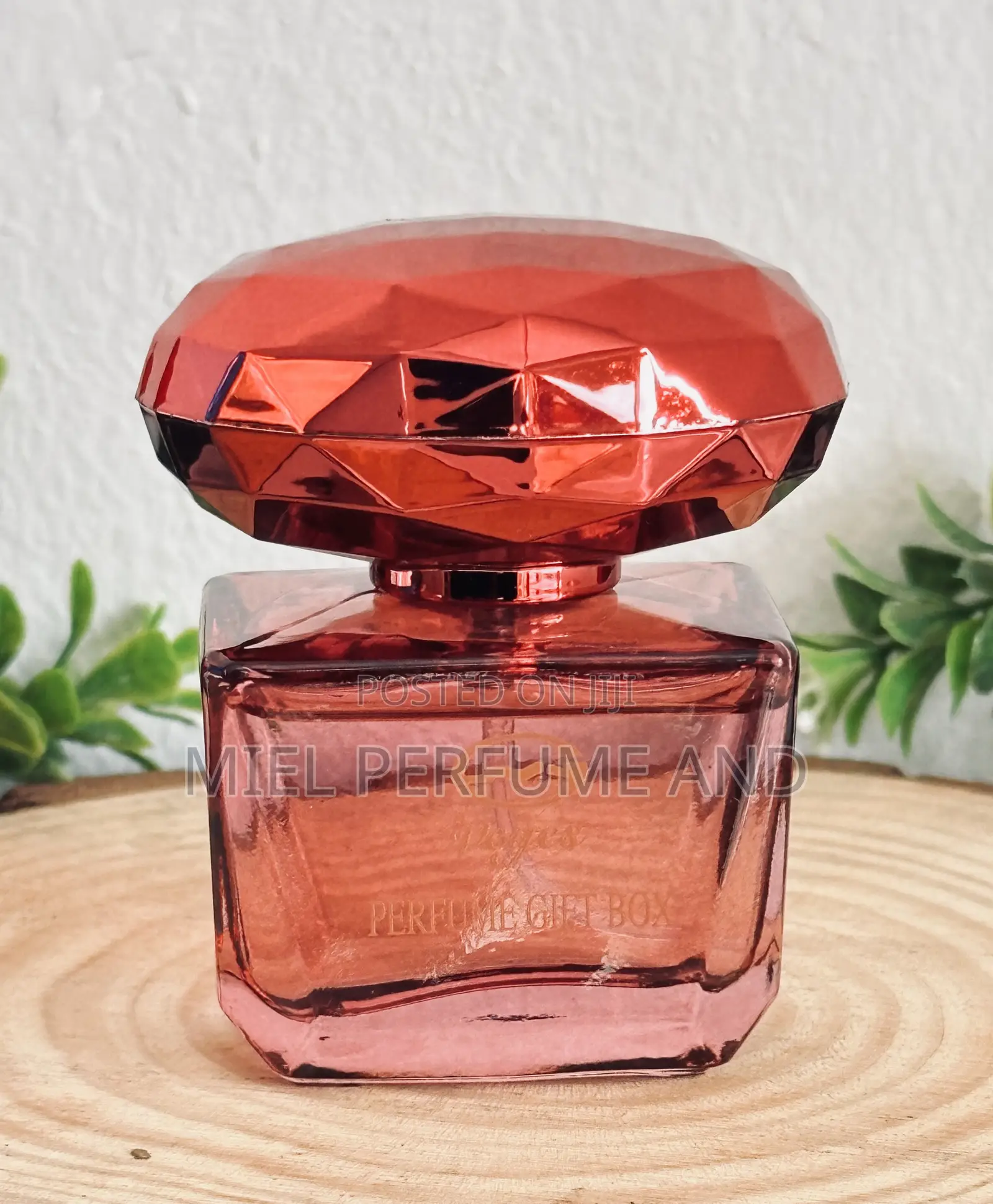 Gift Box Perfume 4 in 1