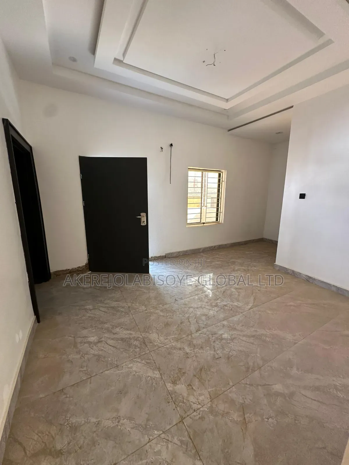 4bdrm Duplex in Lifecamp for sale