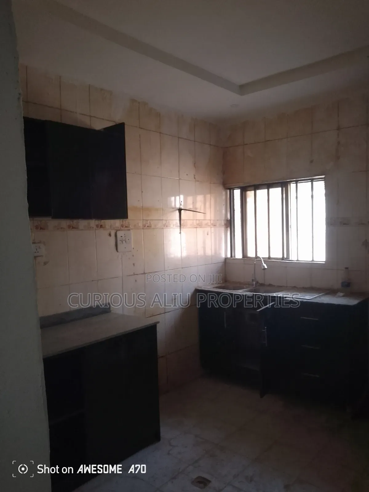 4bdrm Bungalow in Life Camp for rent