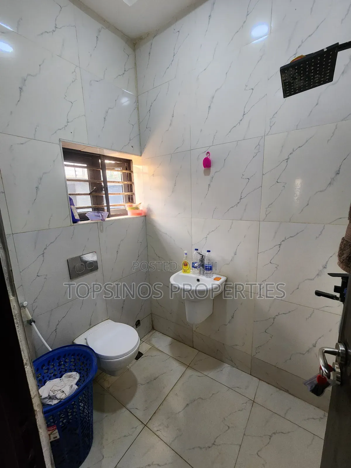 2bdrm Block of Flats in Dawaki for rent