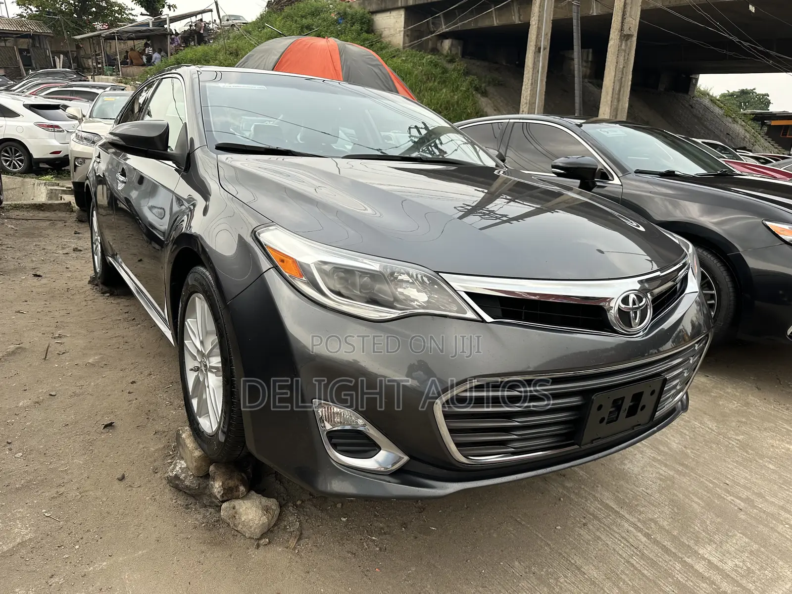 Toyota Avalon Limited 4dr Sedan (3.5L 6cyl 6A) 2014 Gray