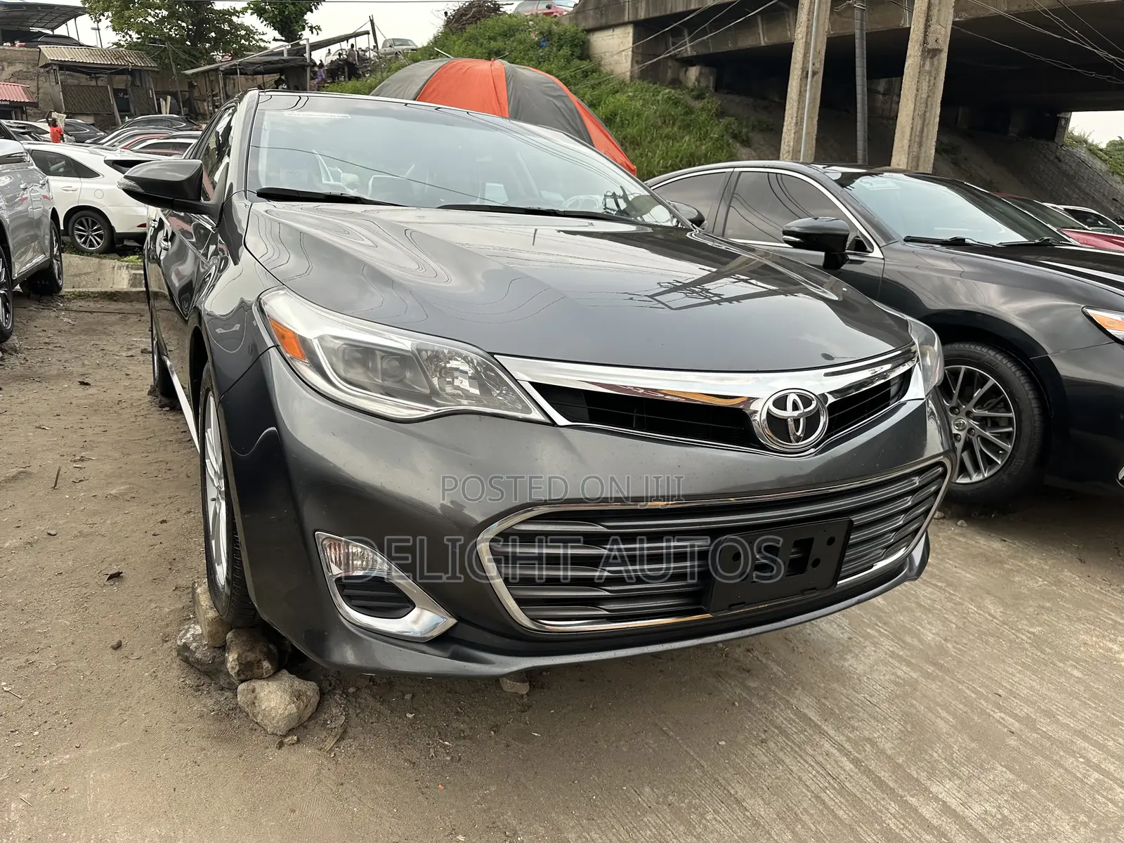 Toyota Avalon Limited 4dr Sedan (3.5L 6cyl 6A) 2014 Gray