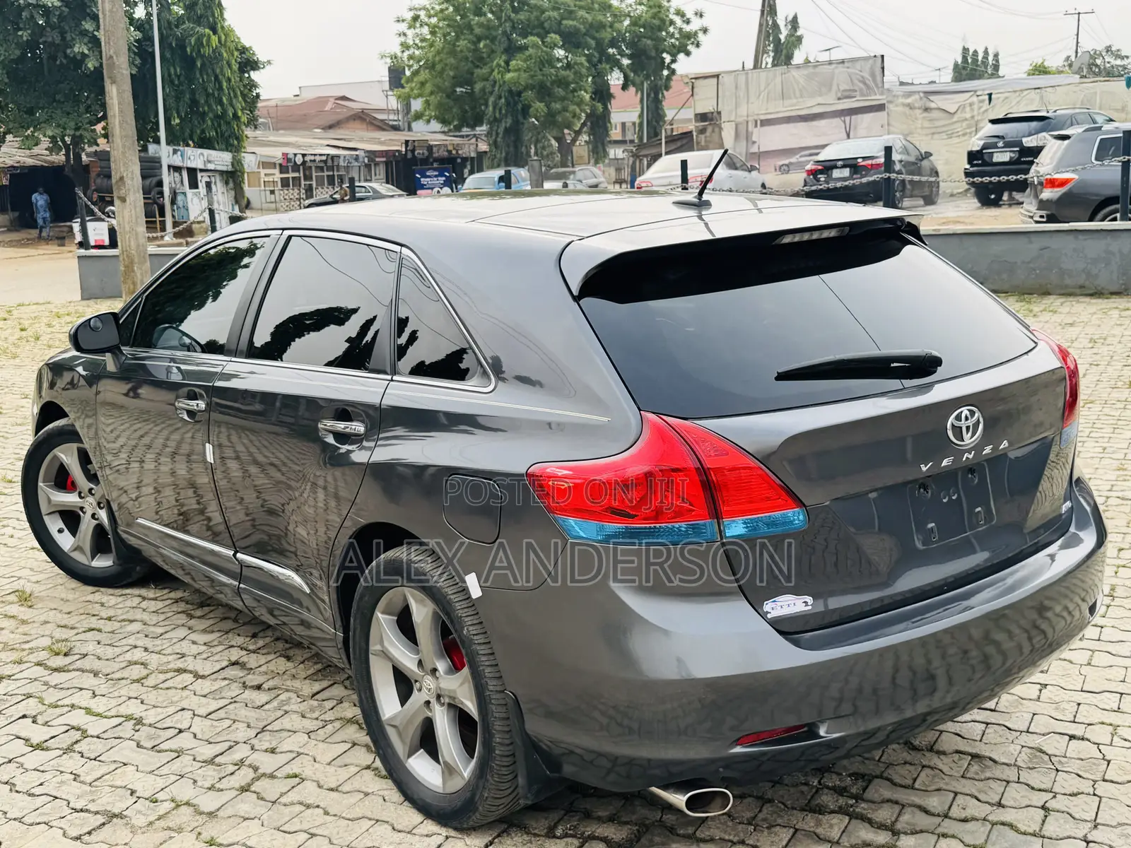 Toyota Venza V6 2010 Gray