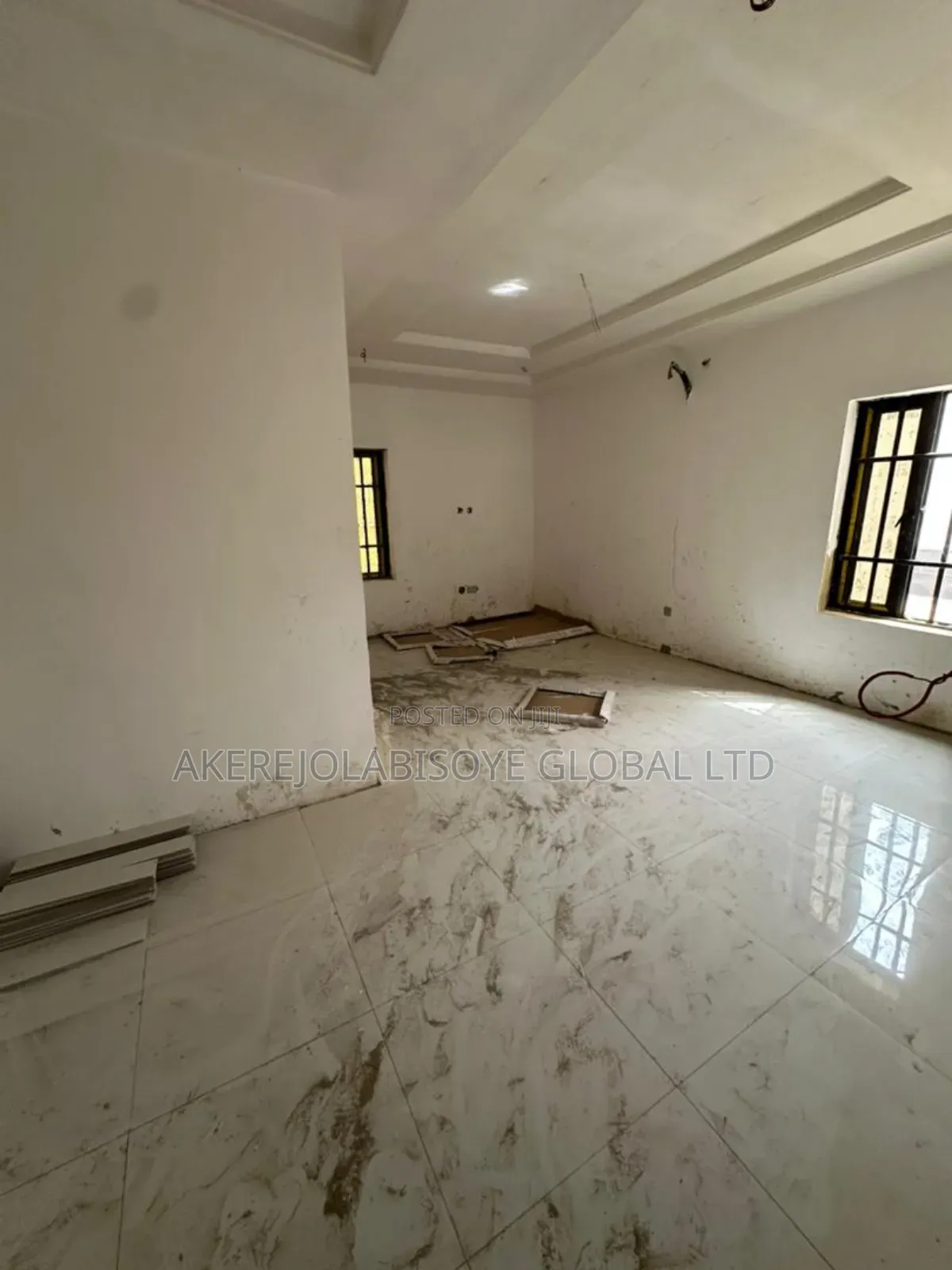 3bdrm Apartment in Game Village,Abuja, Kaura for sale