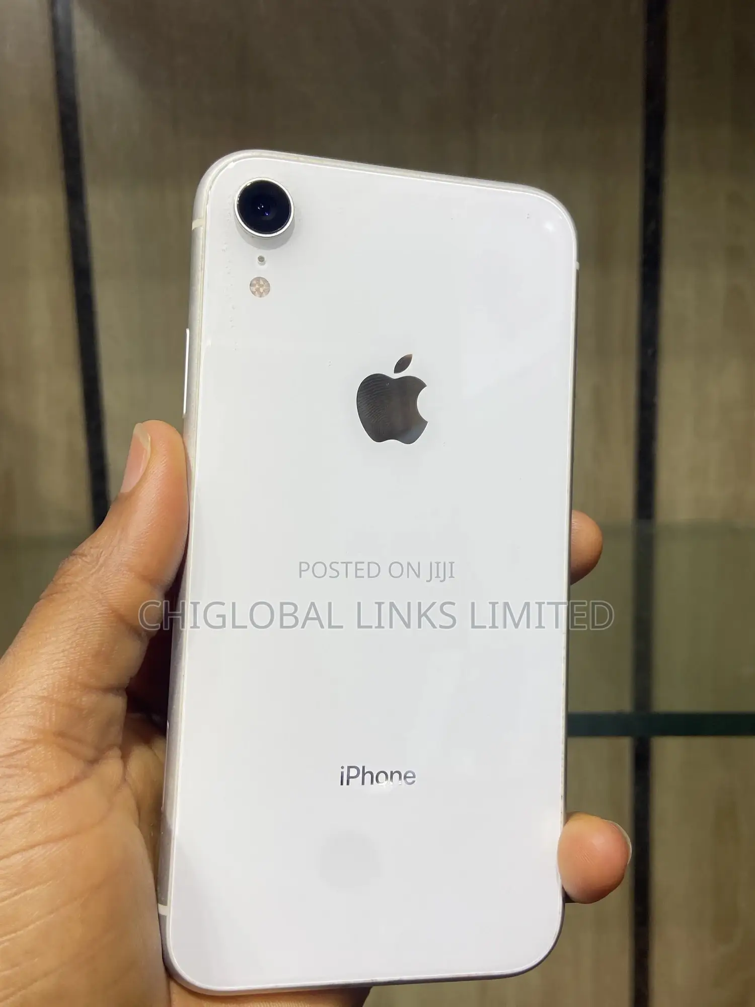 Apple iPhone XR 64 GB White