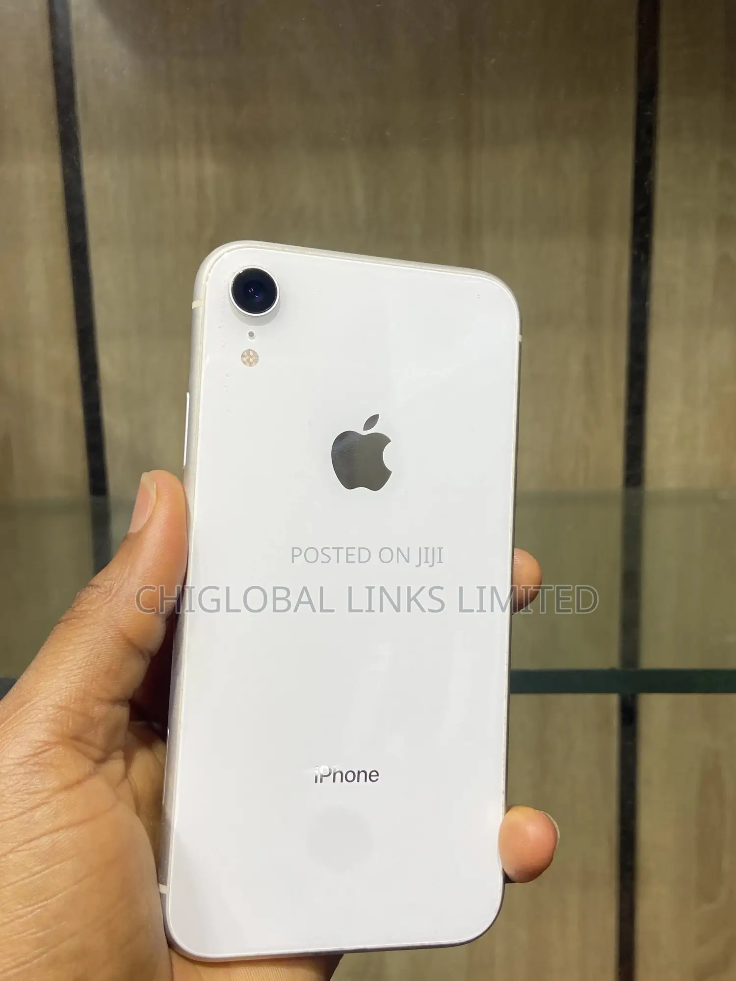 Apple iPhone XR 64 GB White