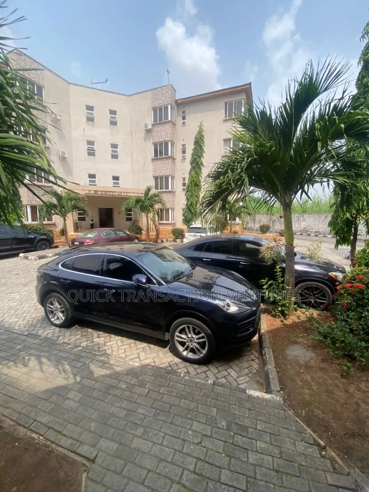 3bdrm Block of Flats in Pinnock Beach Estate, Osapa london for rent