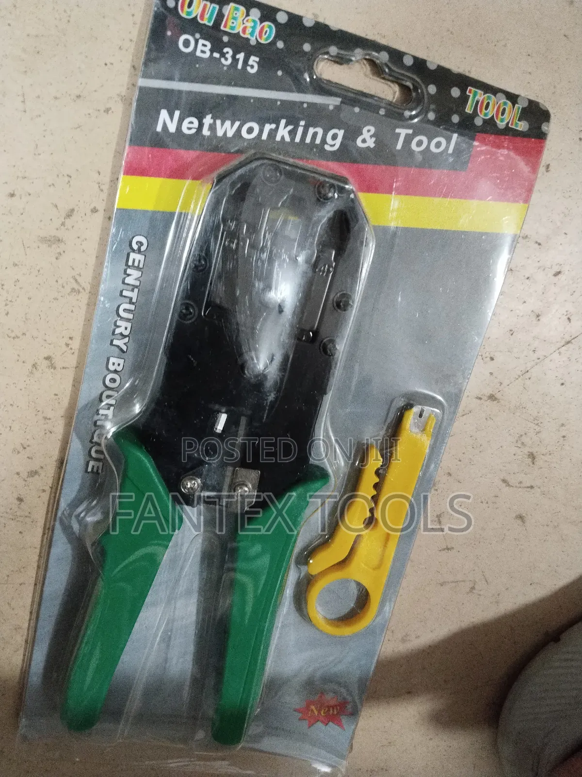 R G 45 Hand Crimping Tool.