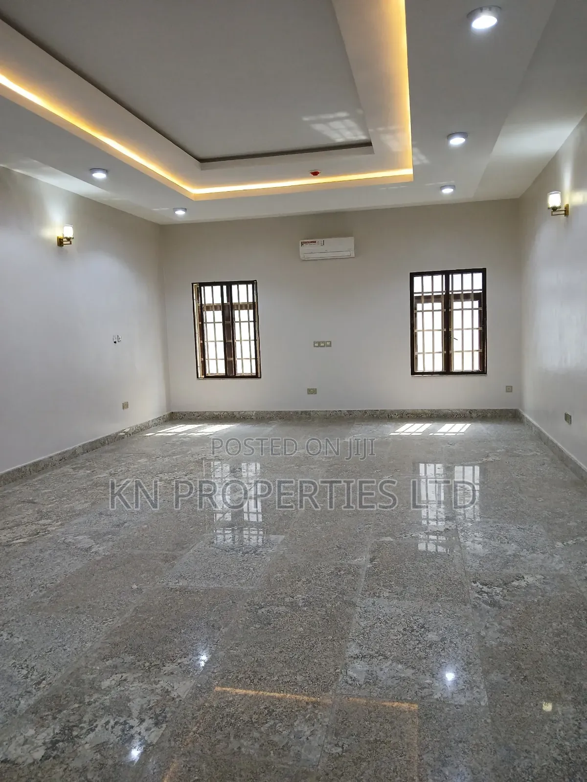 5bdrm Duplex in Gusape Main, Guzape District for rent