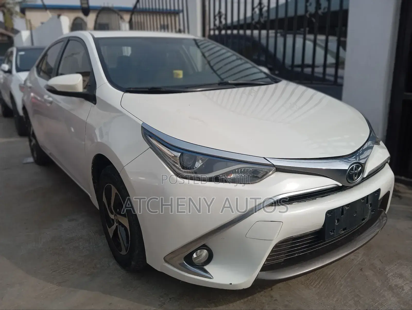 Toyota Corolla 2019 White