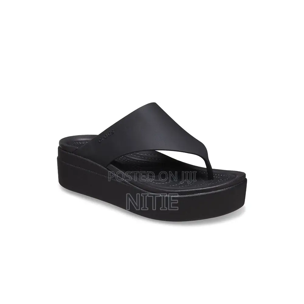 Women's Crocs Brooklyn Flip - Black