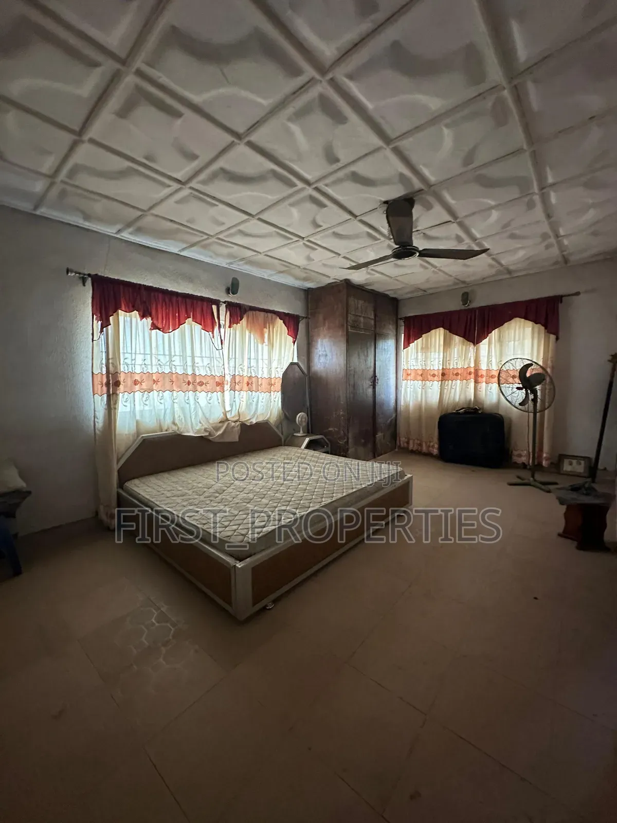 9bdrm Block of Flats in Providence Estate, Eleyele for sale