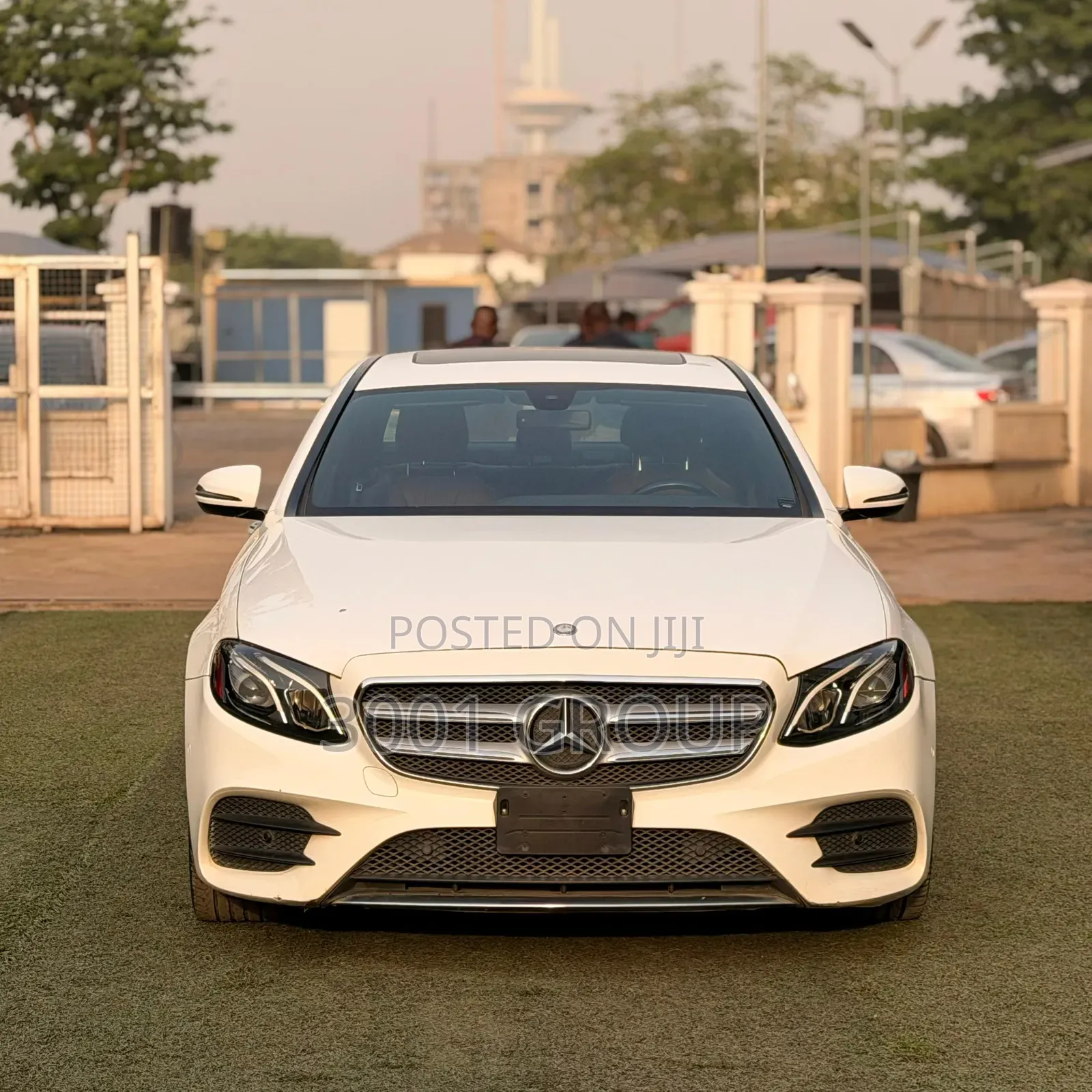 Mercedes-Benz E300 2017 White