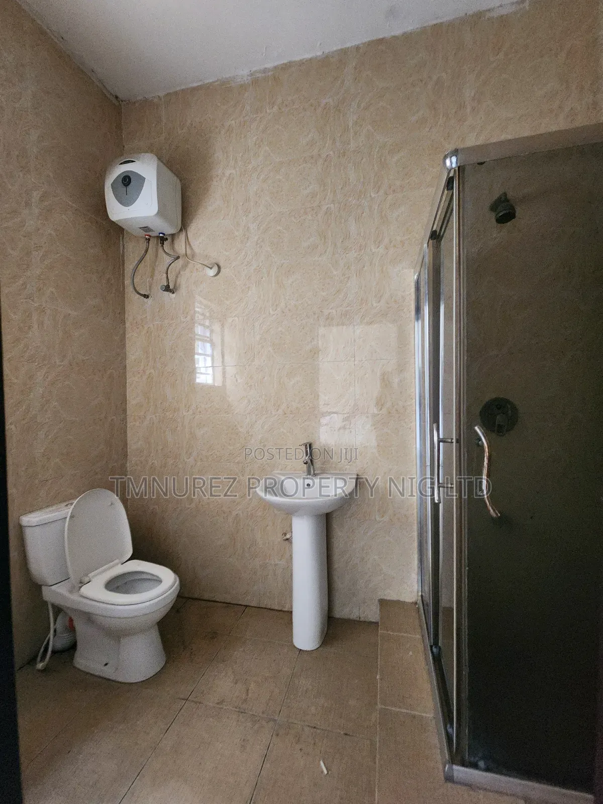 Mini Flat in Ikota Lekki County for rent