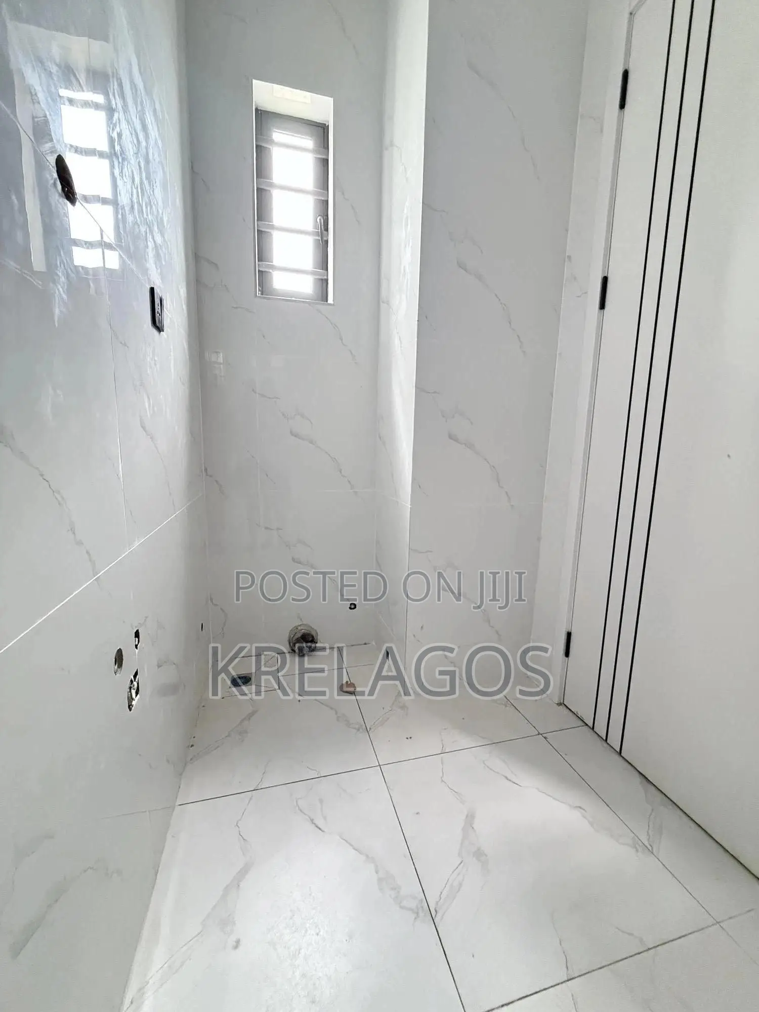 2bdrm Apartment in Ikate for sale