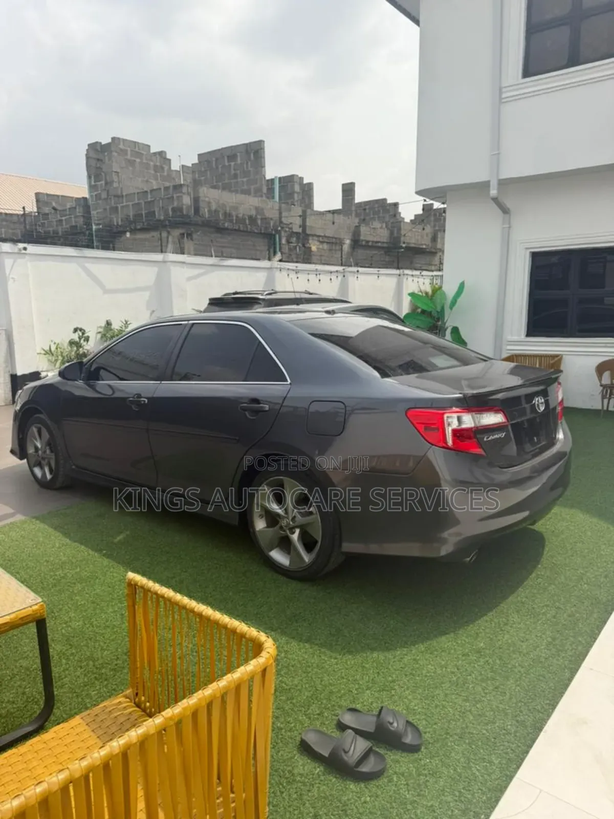 Toyota Camry SE V6 4dr Sedan (3.5L 6cyl 6A) 2013 Gray