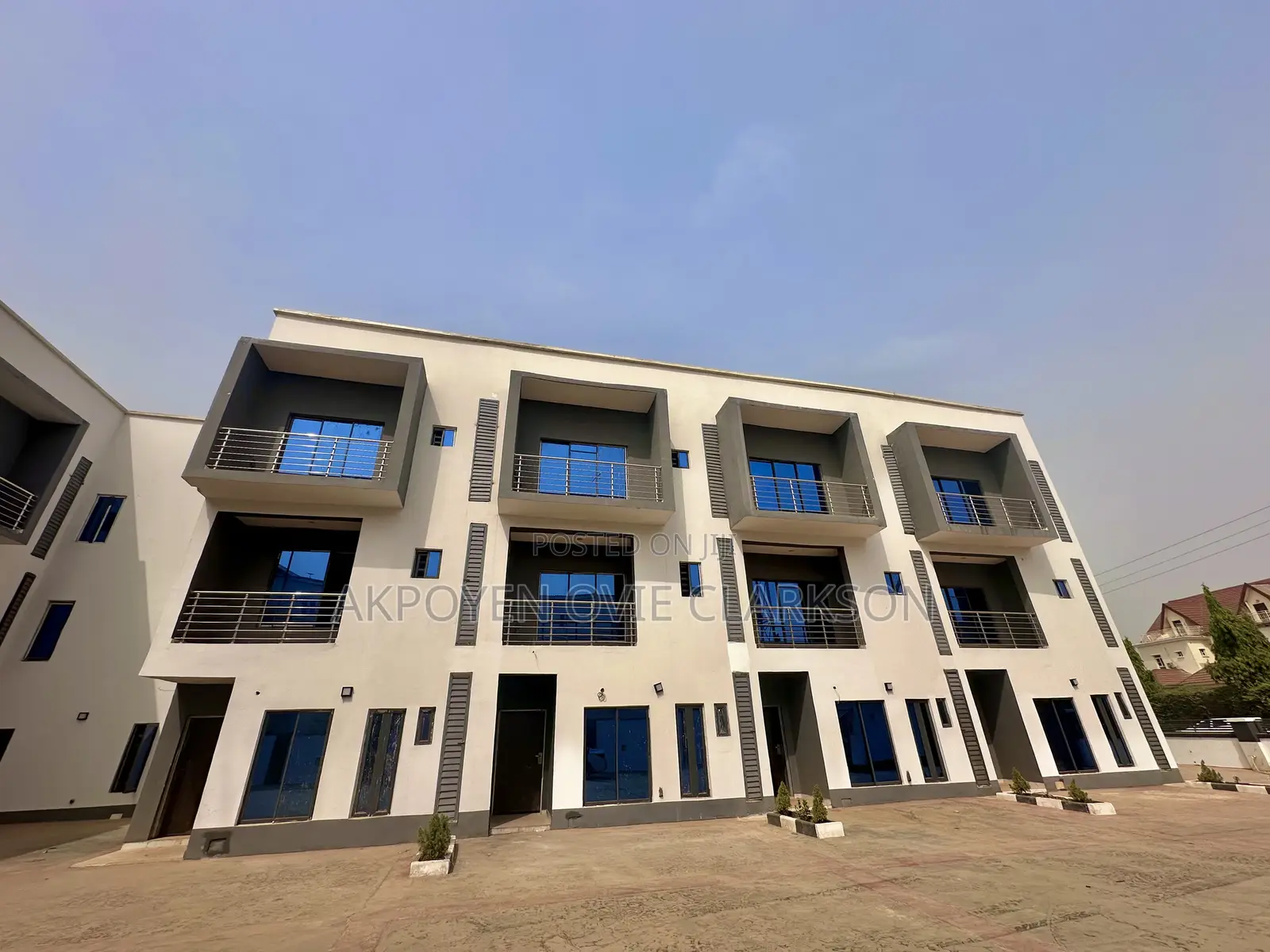 4bdrm Townhouse/Terrace in Wuye for sale